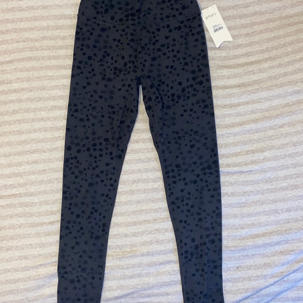 Brand new Stori by Katy Hearn perseverance tight size 8